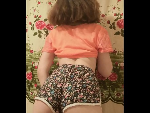❤️ Seksīga jauna skaistule izģērbjas no šortiem kamerā Krievu porno pie porno lv.xxxtun.ru ❤